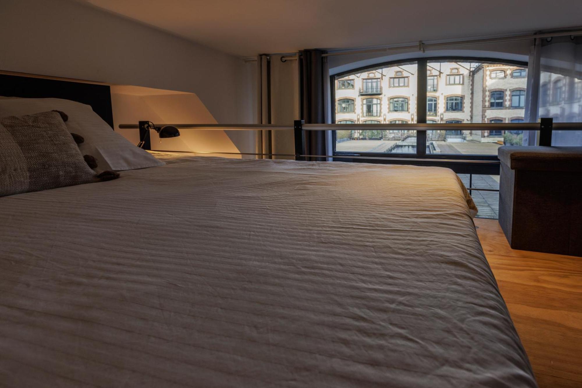 Manhattan Loft - Centre - 5 Mn A Pied Gare - Parking Prive - Patio Troyes Kültér fotó